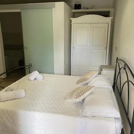 Antica Dimora Storica Di L Abbiu Relais Casa di campagna *