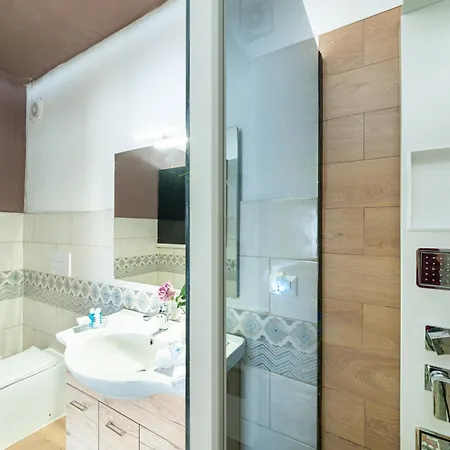 Gospodarstwo wiejskie Di L Abbiu Relais Antica Dimora Storica *