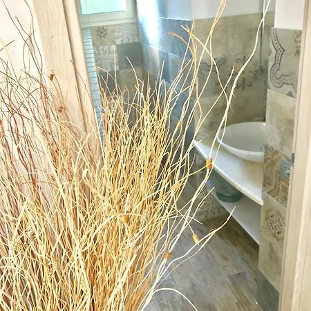 Gospodarstwo wiejskie Di L Abbiu Relais Antica Dimora Storica